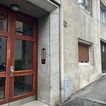 Ursich Casa Apartment